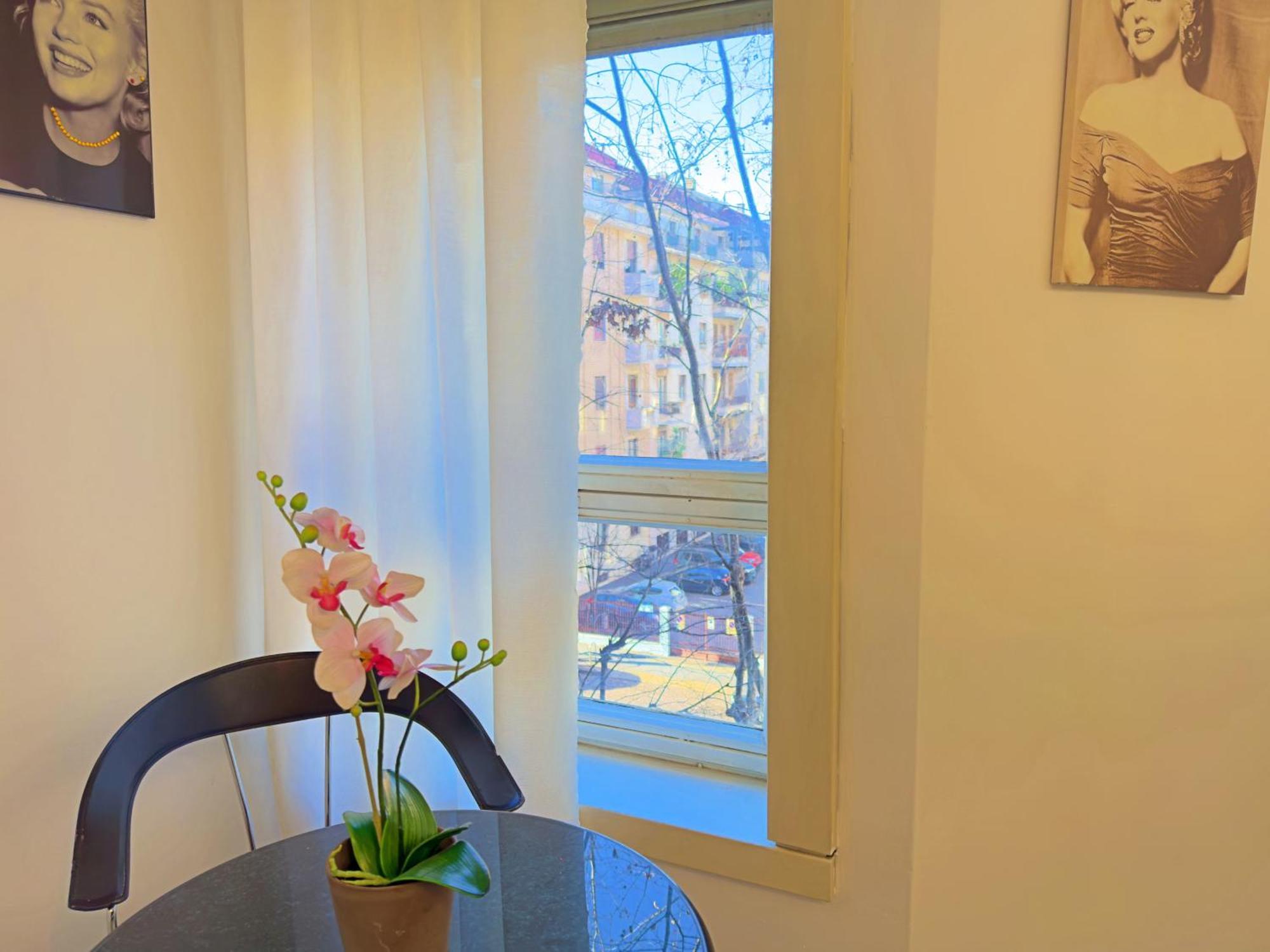 Appartme Guest House Doria 17 Milan Luaran gambar